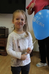 holčička s balónkem